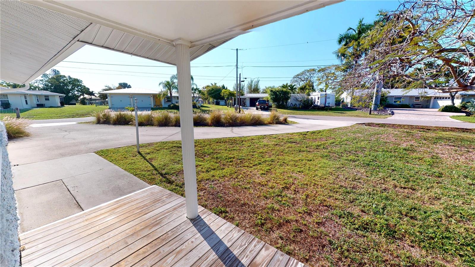 Image 2 of 30 For 176 Dartmouth Drive Nw