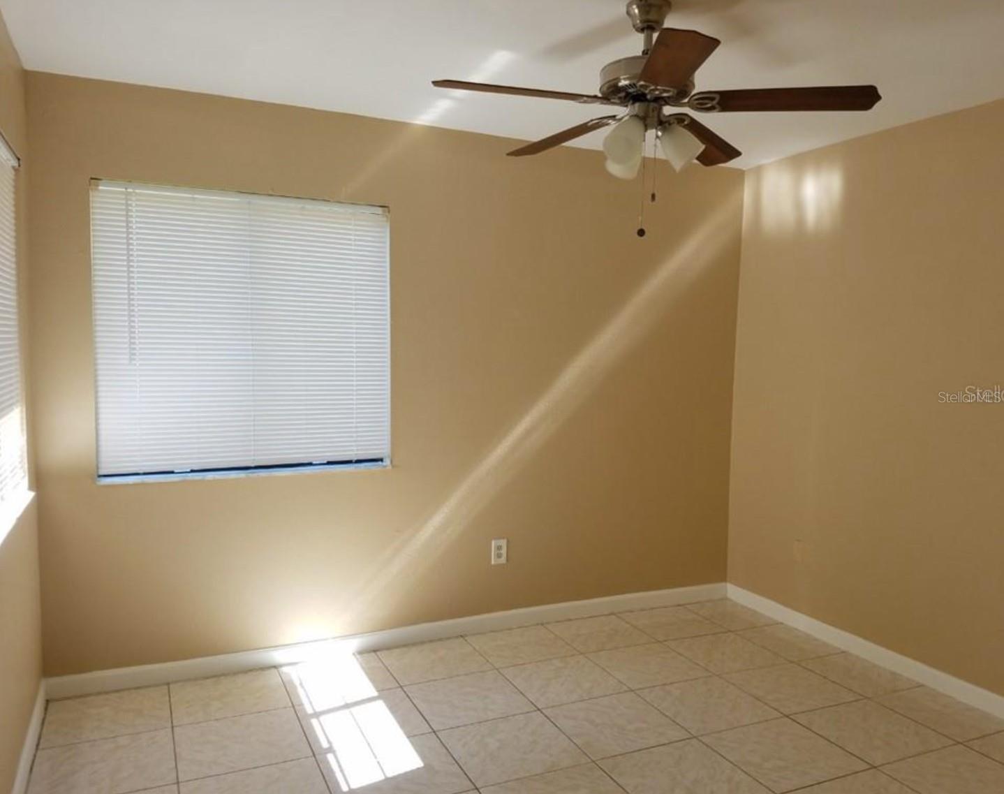 Image 11 of 15 For 3546 Acorn Street