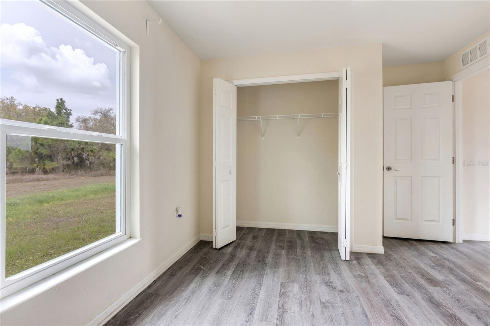 Image 20 of 35 For 1405 Inwood Road