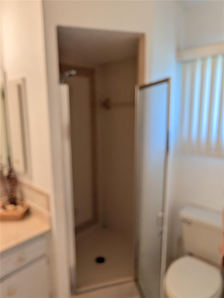 Image 11 of 47 For 3280 Glencove Street