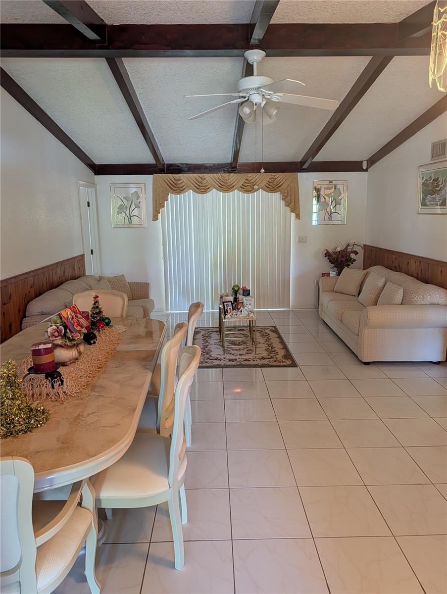 Image 3 of 47 For 3280 Glencove Street