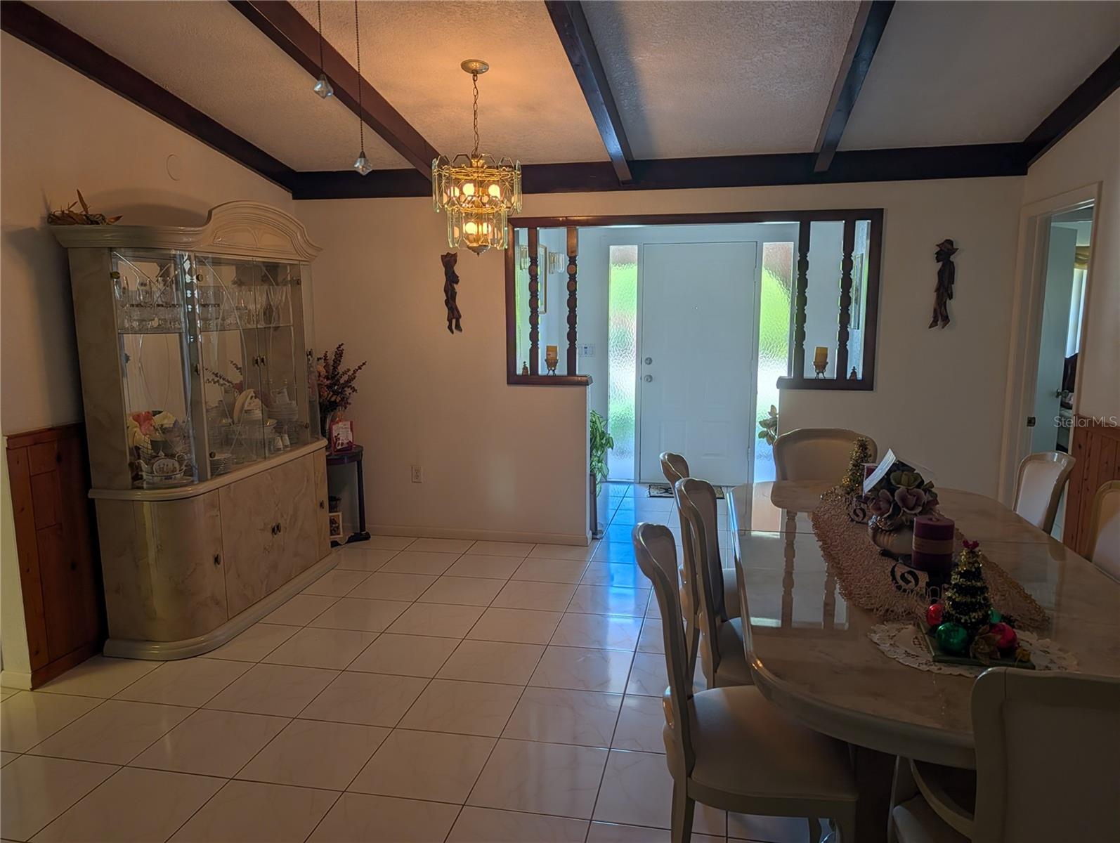 Image 6 of 47 For 3280 Glencove Street