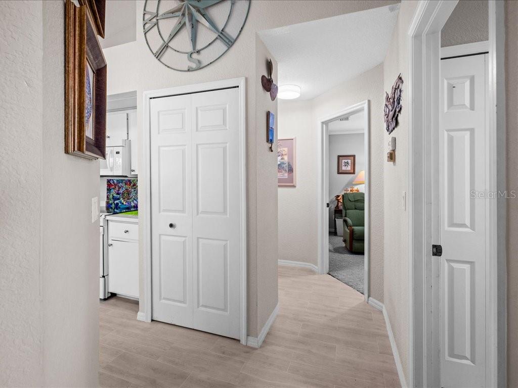 Image 21 of 56 For 18350 Van Nuys Circle