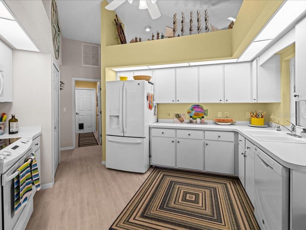 Image 9 of 56 For 18350 Van Nuys Circle