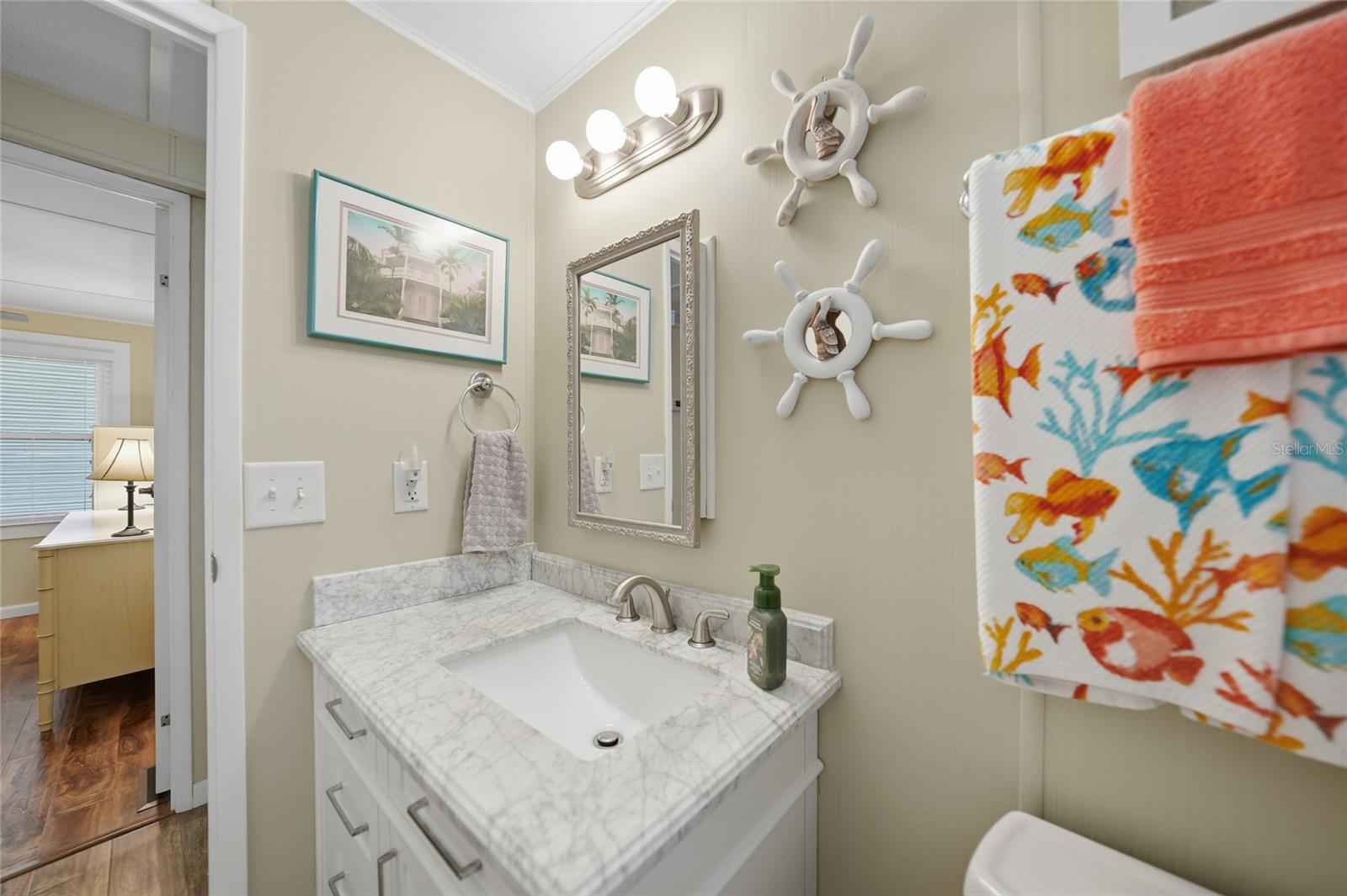 Image 33 of 69 For 554 Parkwood Avenue