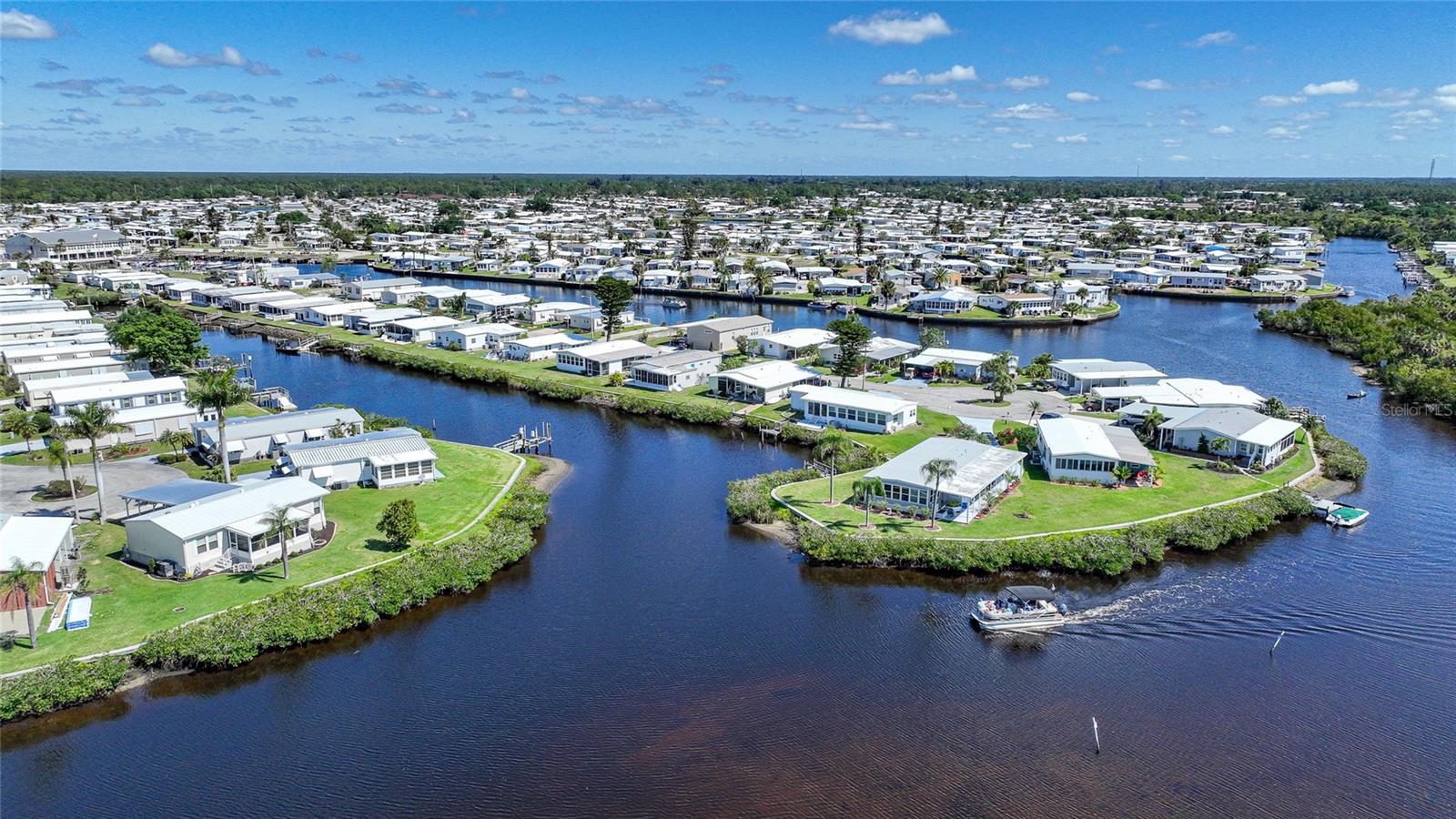 Image 58 of 69 For 554 Parkwood Avenue