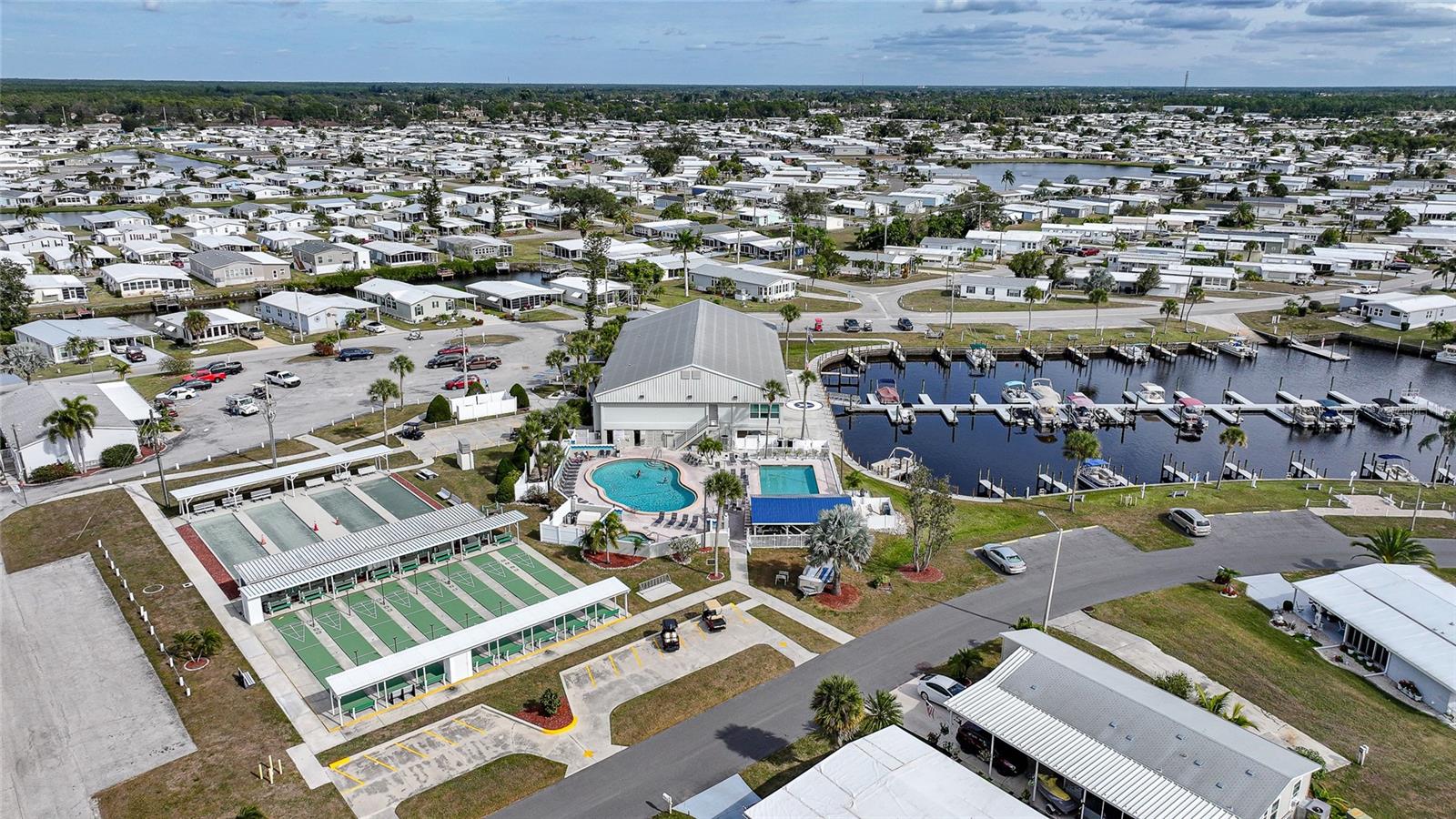 Image 65 of 69 For 554 Parkwood Avenue