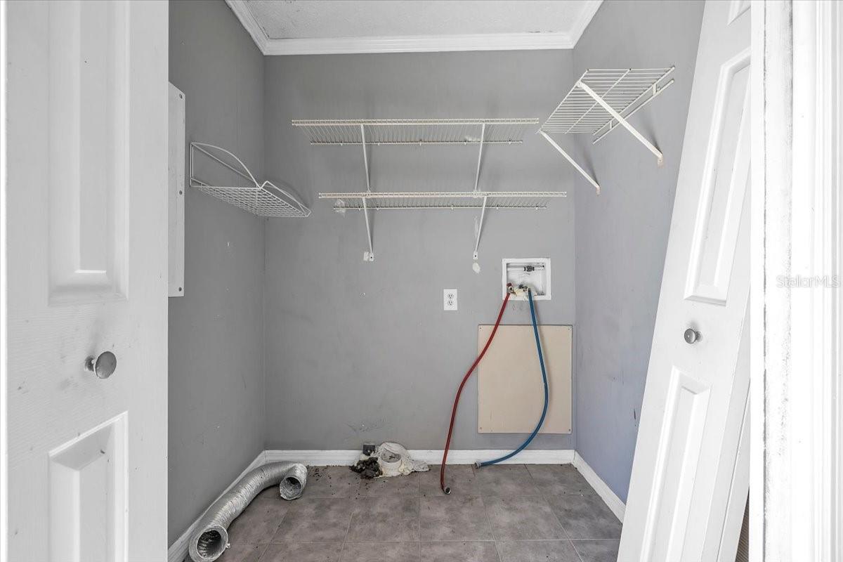 Image 11 of 37 For 1425 Hickory Avenue