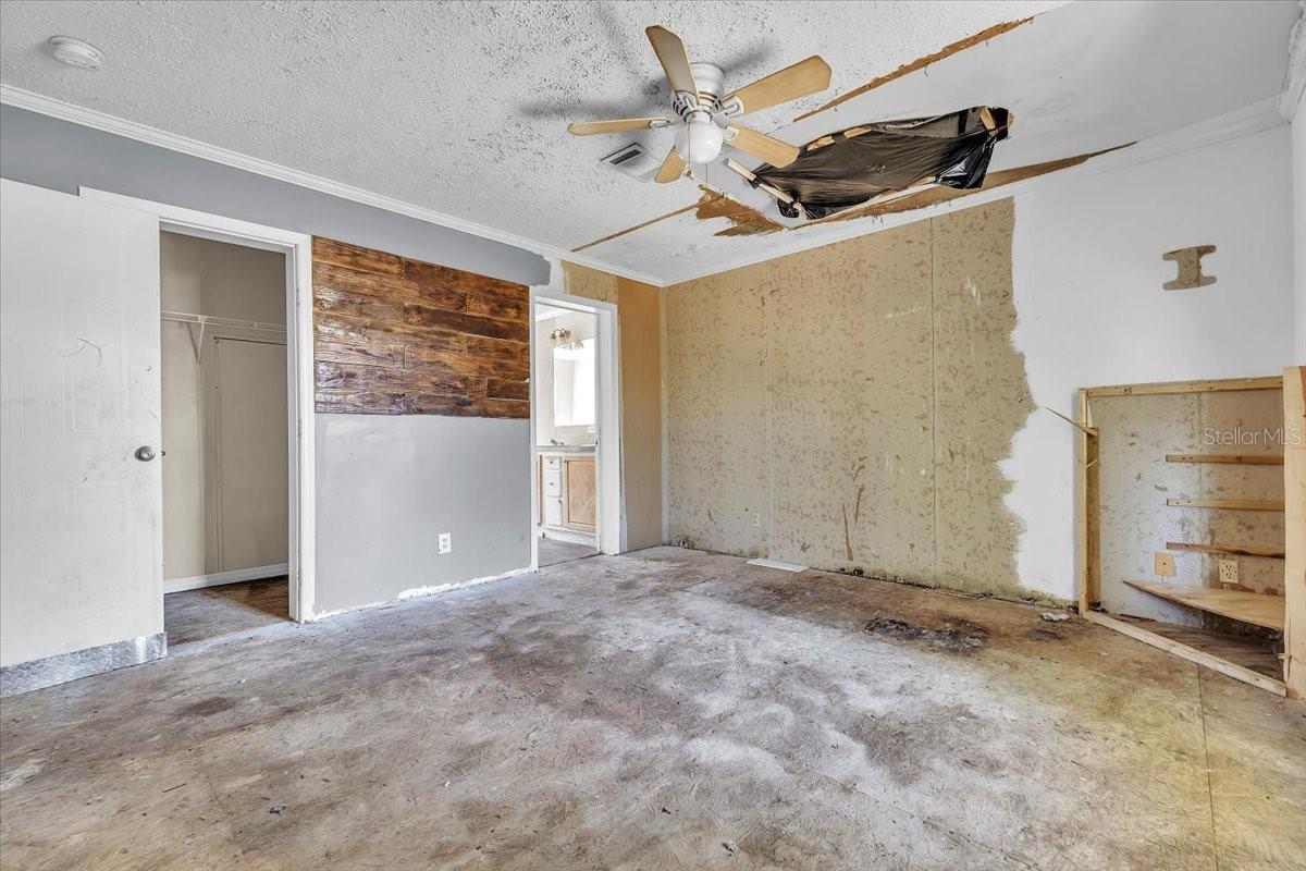 Image 13 of 37 For 1425 Hickory Avenue