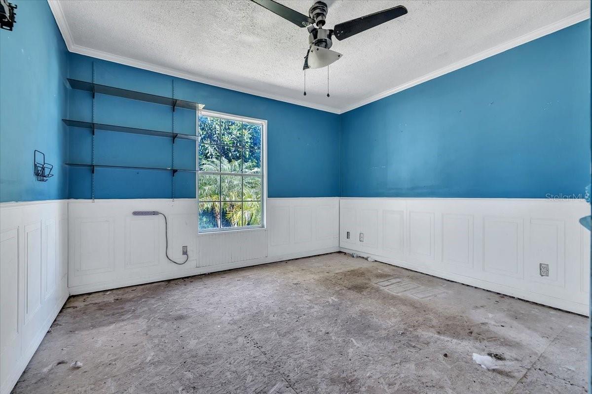 Image 21 of 37 For 1425 Hickory Avenue