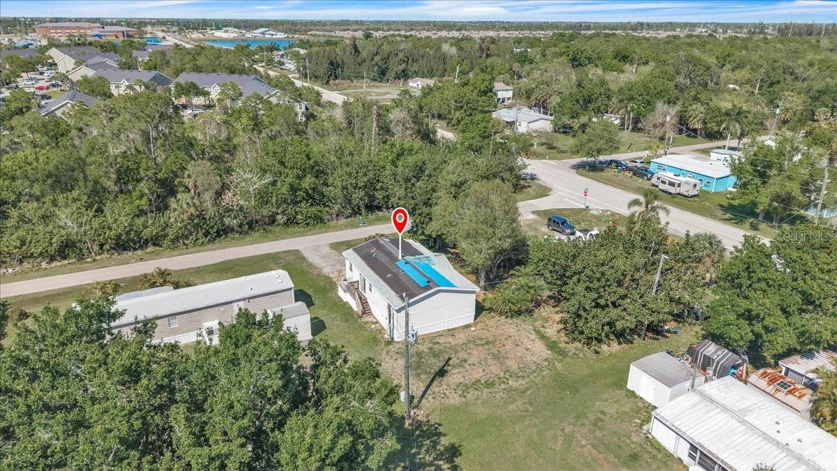 Image 27 of 37 For 1425 Hickory Avenue