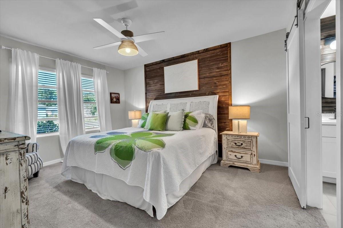 Image 15 of 39 For 25157 Alcazar