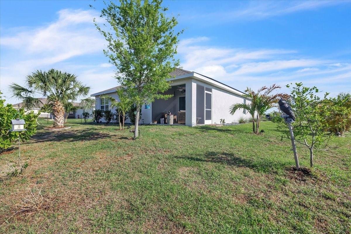 Image 30 of 39 For 25157 Alcazar