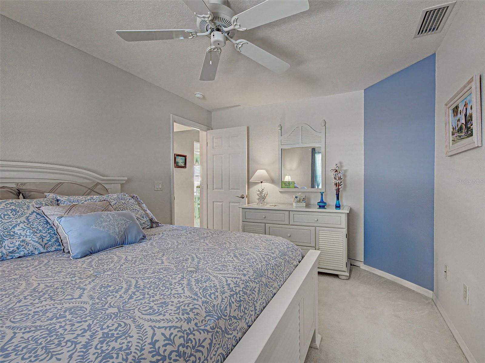 Image 43 of 63 For 5800 Sabal Trace Drive 602