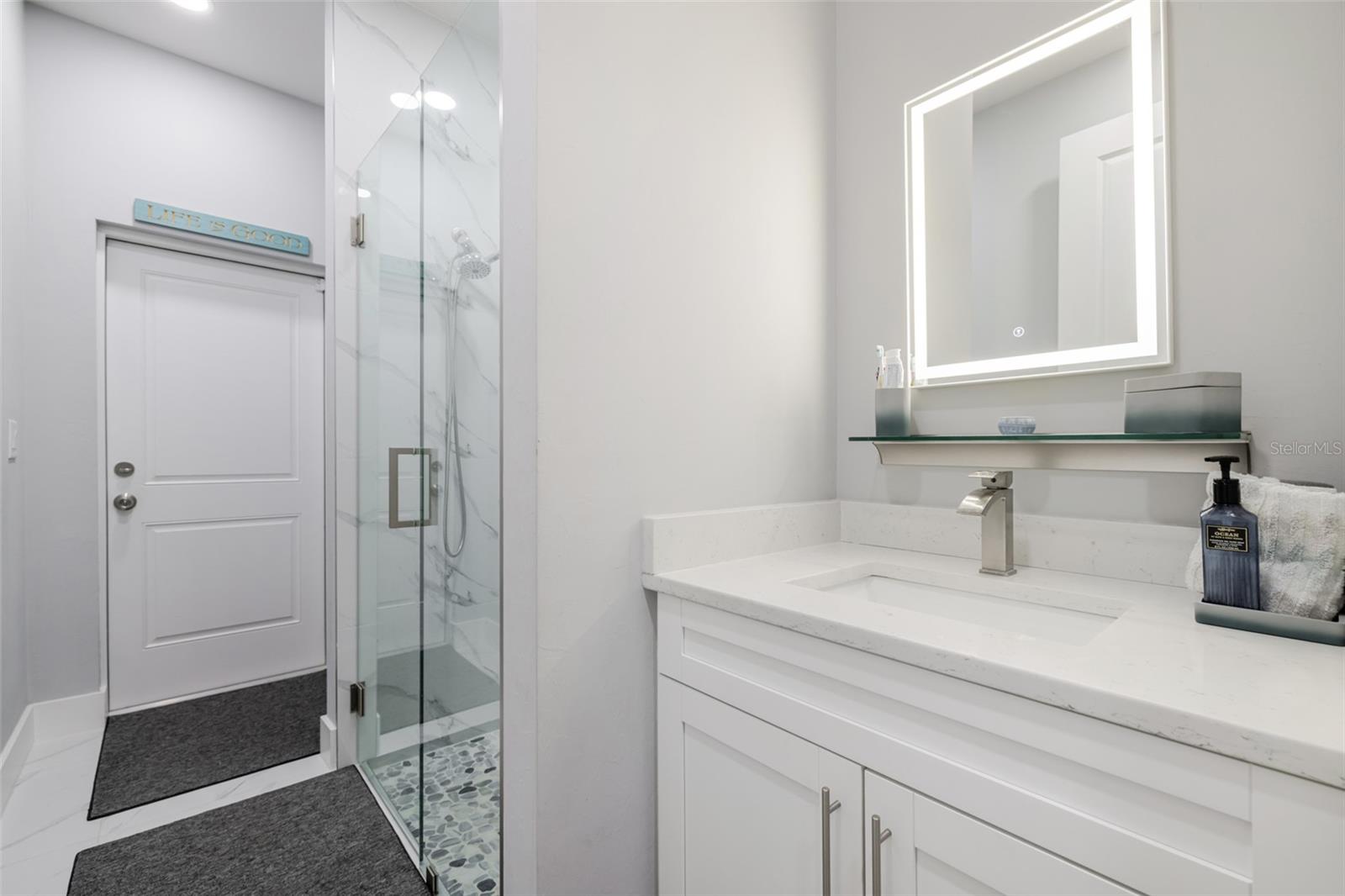 Image 24 of 47 For 110 21st Terrace