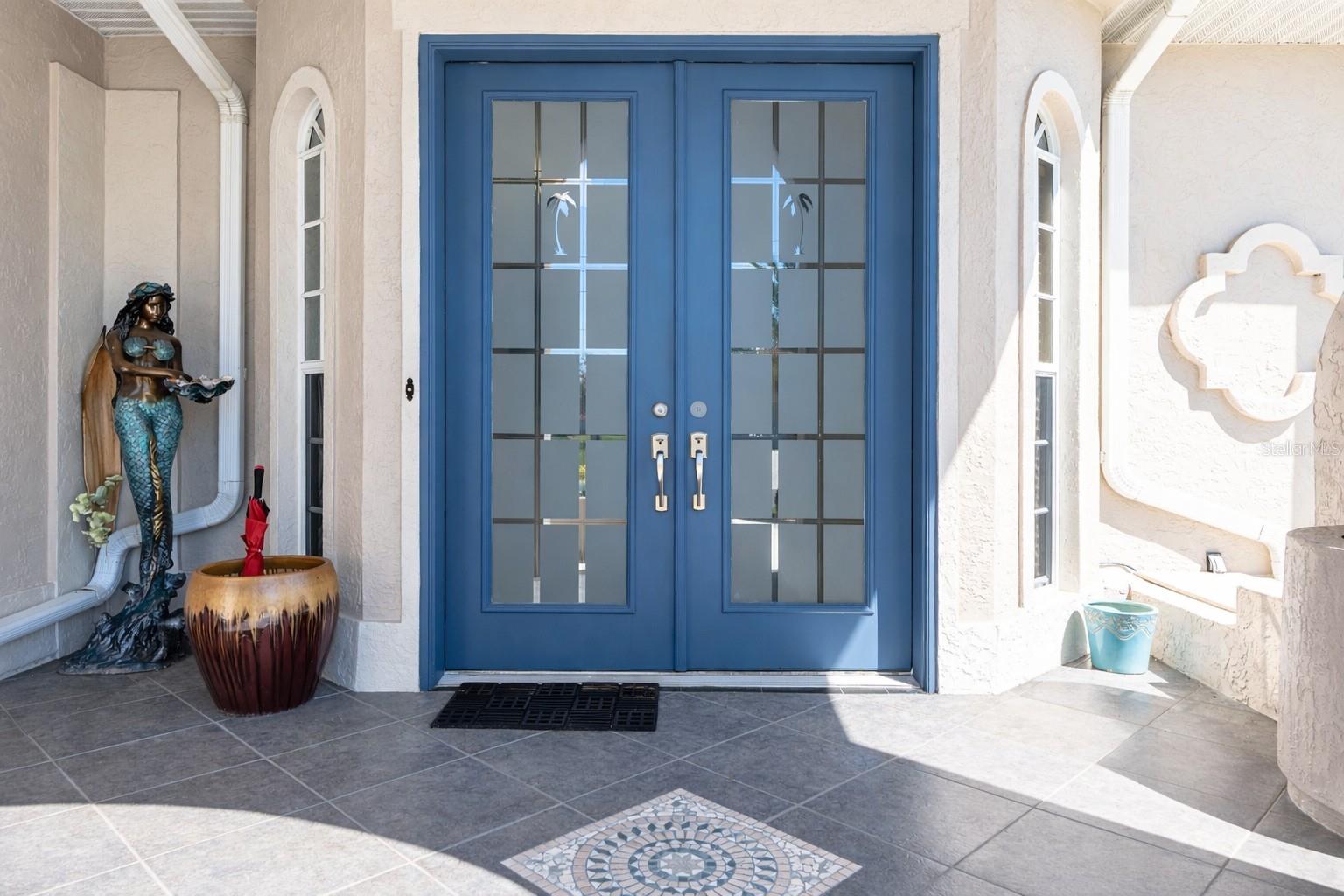 Image 10 of 51 For 2 Long Meadow Road