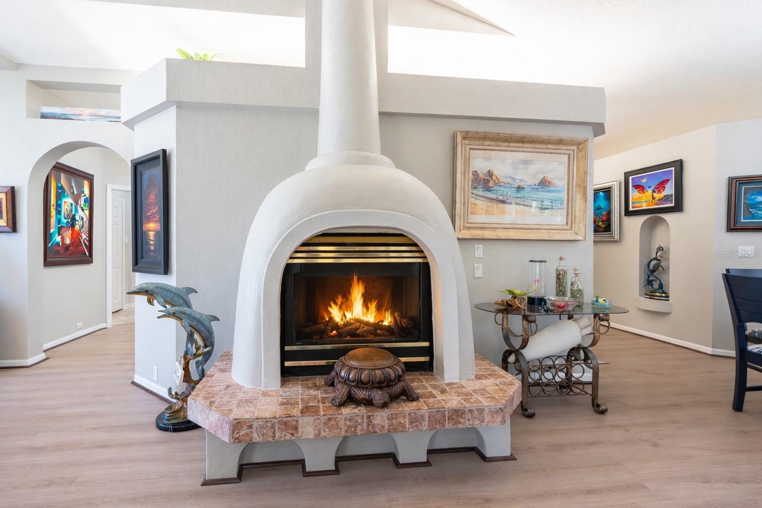 Image 15 of 51 For 2 Long Meadow Road