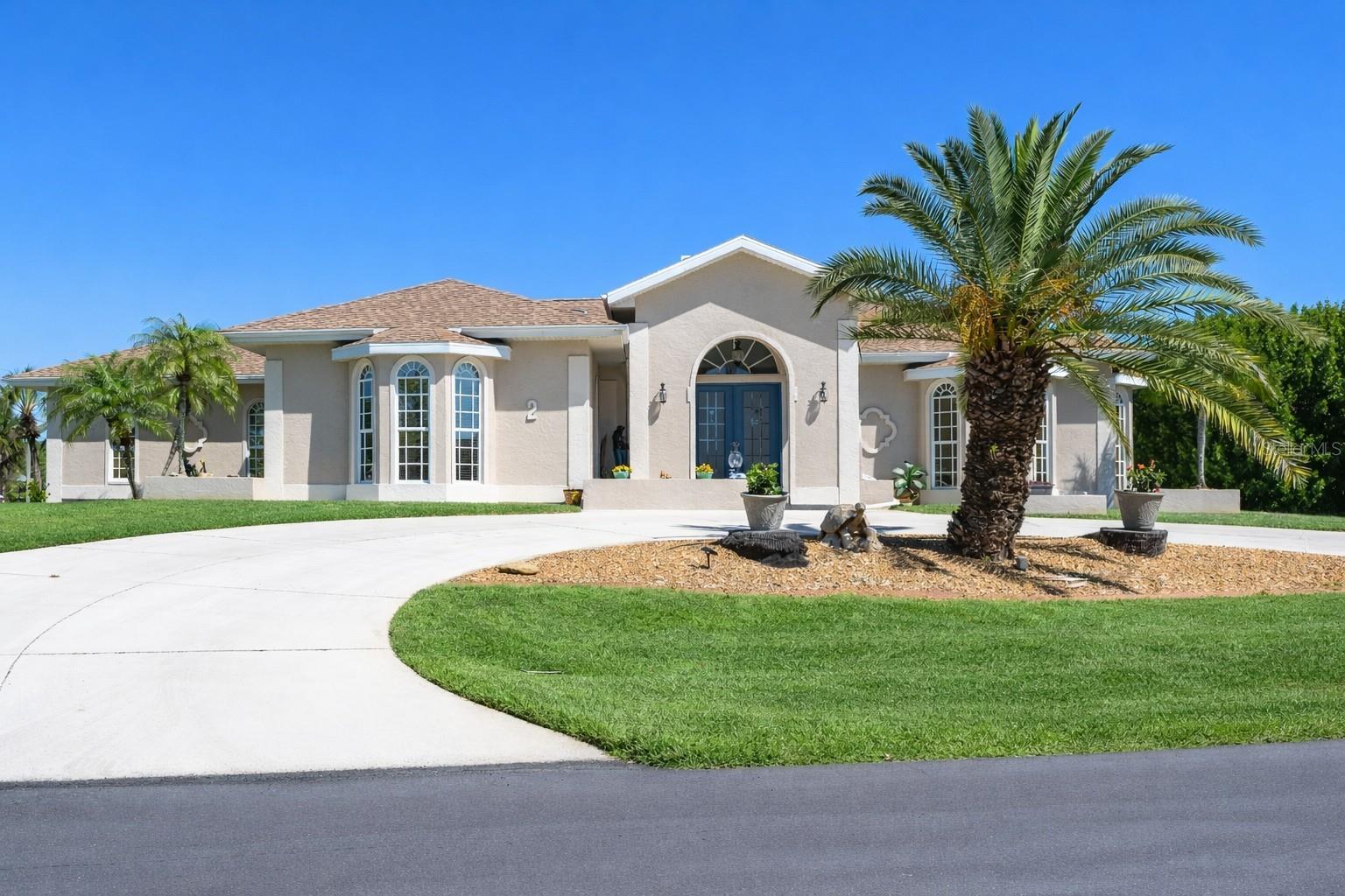 Image 2 of 51 For 2 Long Meadow Road