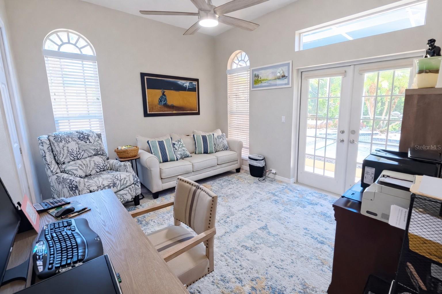 Image 36 of 51 For 2 Long Meadow Road