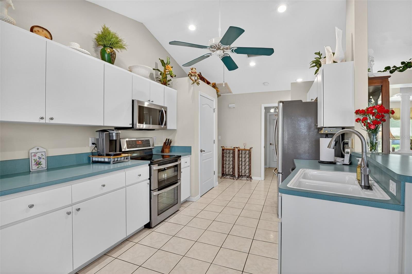 Image 13 of 78 For 4306 3rd Avenue