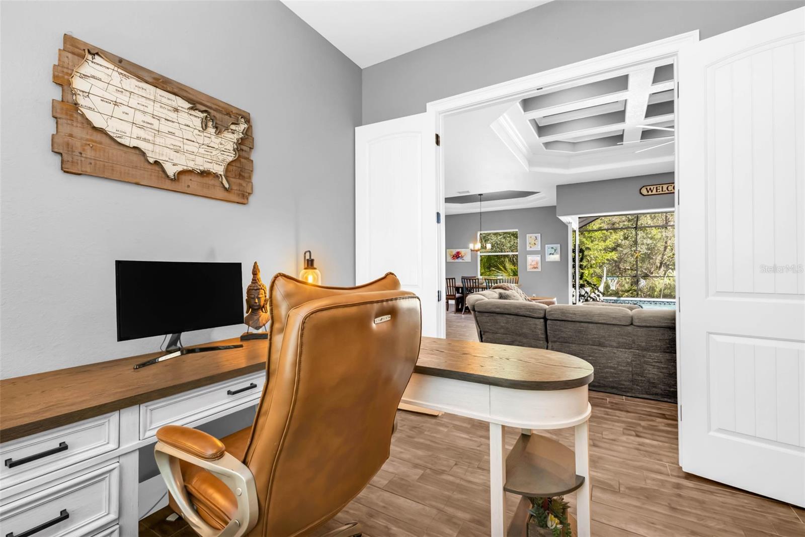 Image 14 of 83 For 11899 Darcy Drive