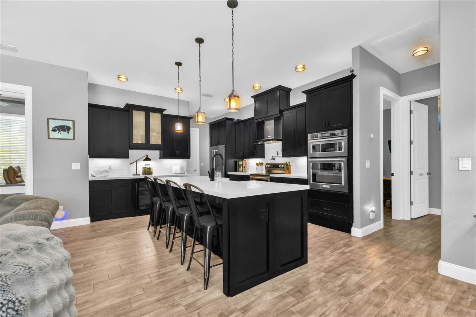 Image 15 of 83 For 11899 Darcy Drive