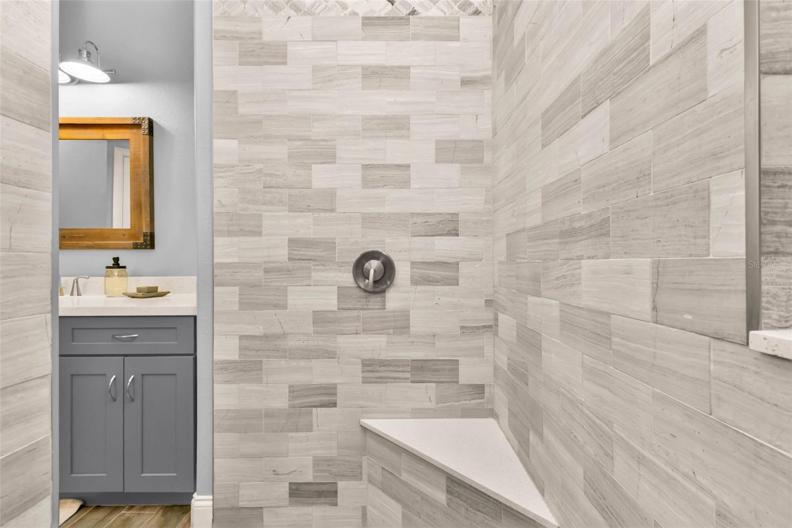 Image 34 of 83 For 11899 Darcy Drive