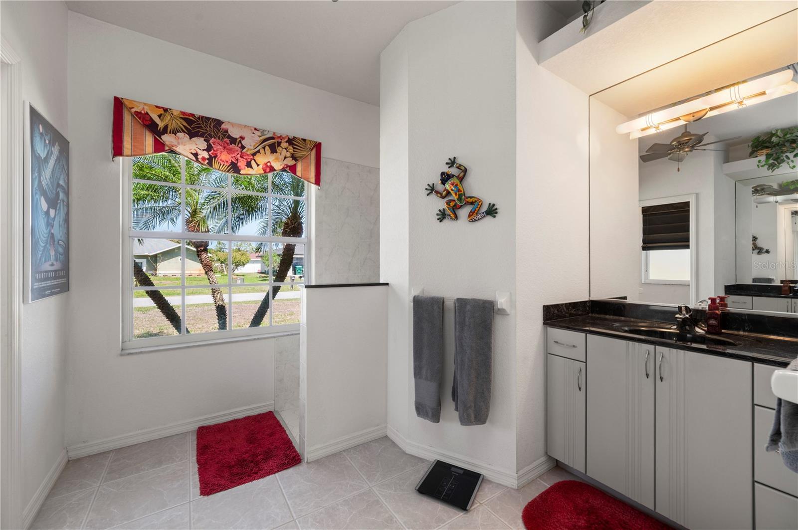 Image 26 of 55 For 23159 Allen Avenue