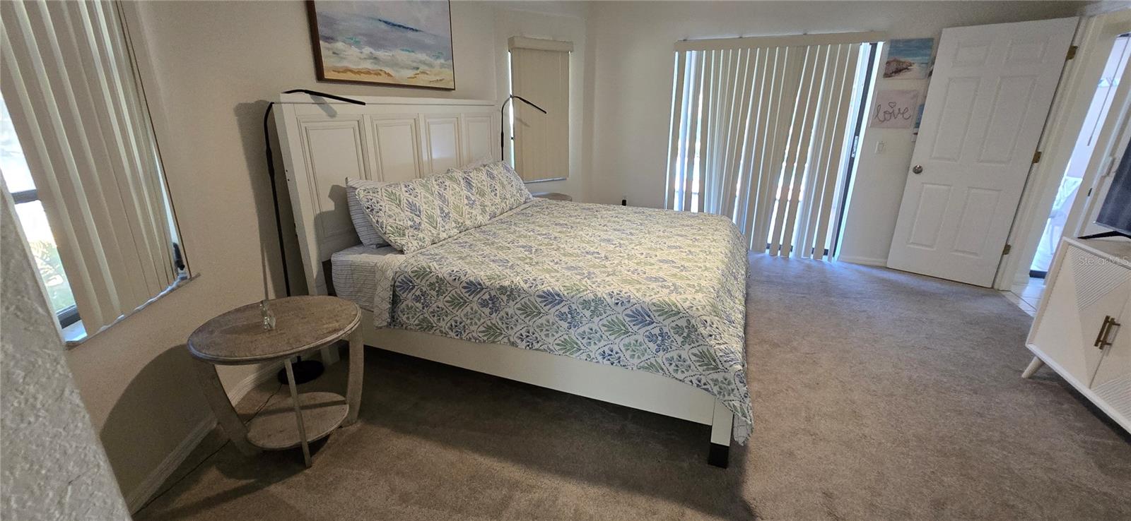 Image 2 of 4 For 1290 Aken Street