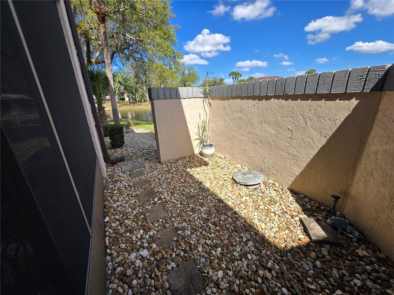 Image 12 of 14 For 19505 Quesada Avenue Oo108