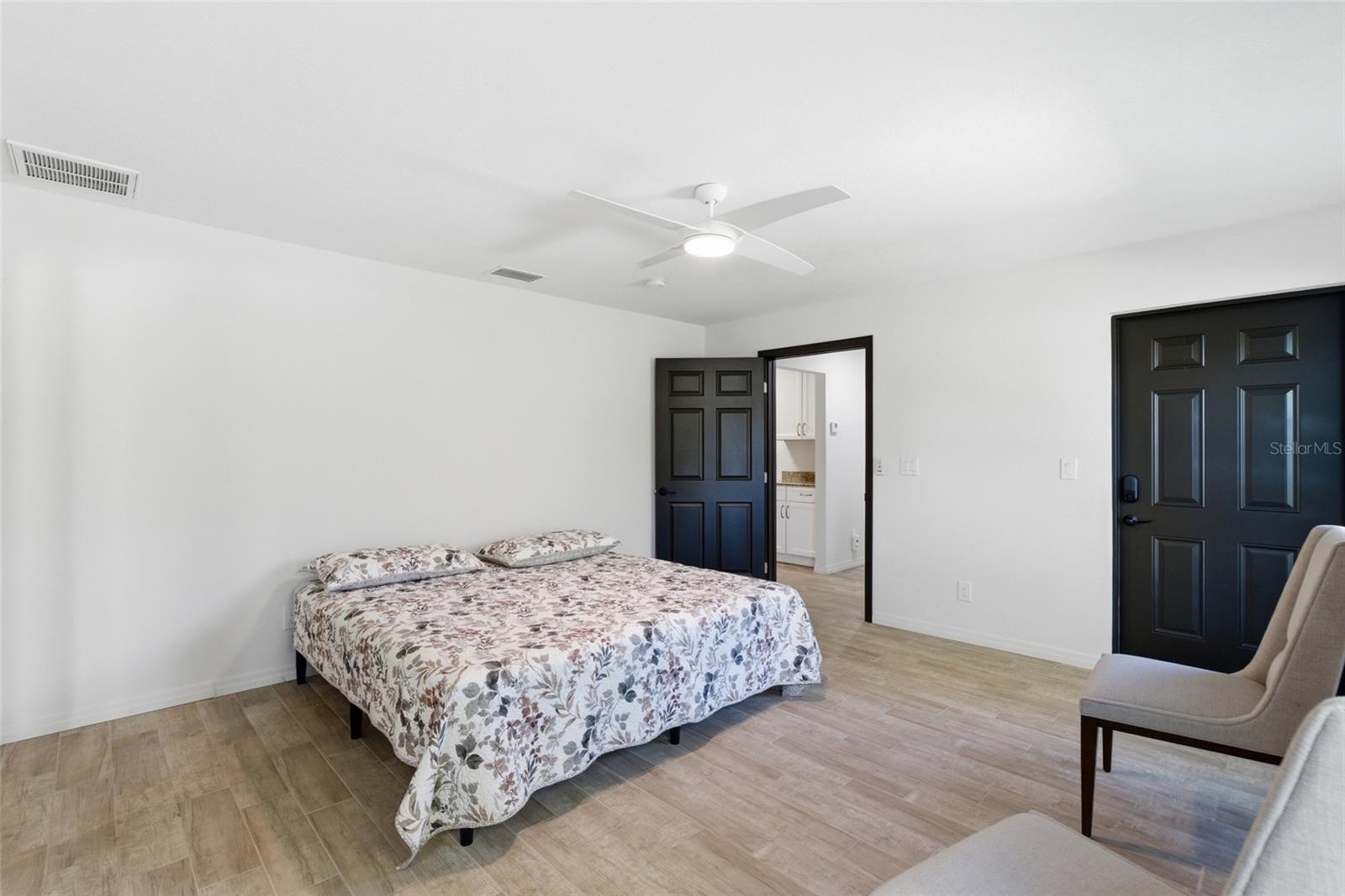 Image 16 of 44 For 7825 Vineyard Terrace