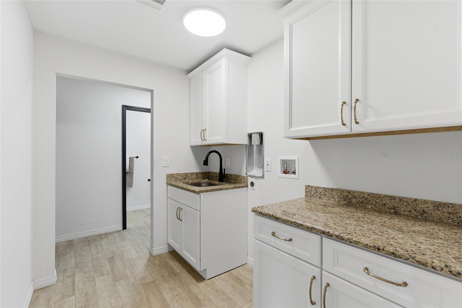 Image 24 of 44 For 7825 Vineyard Terrace