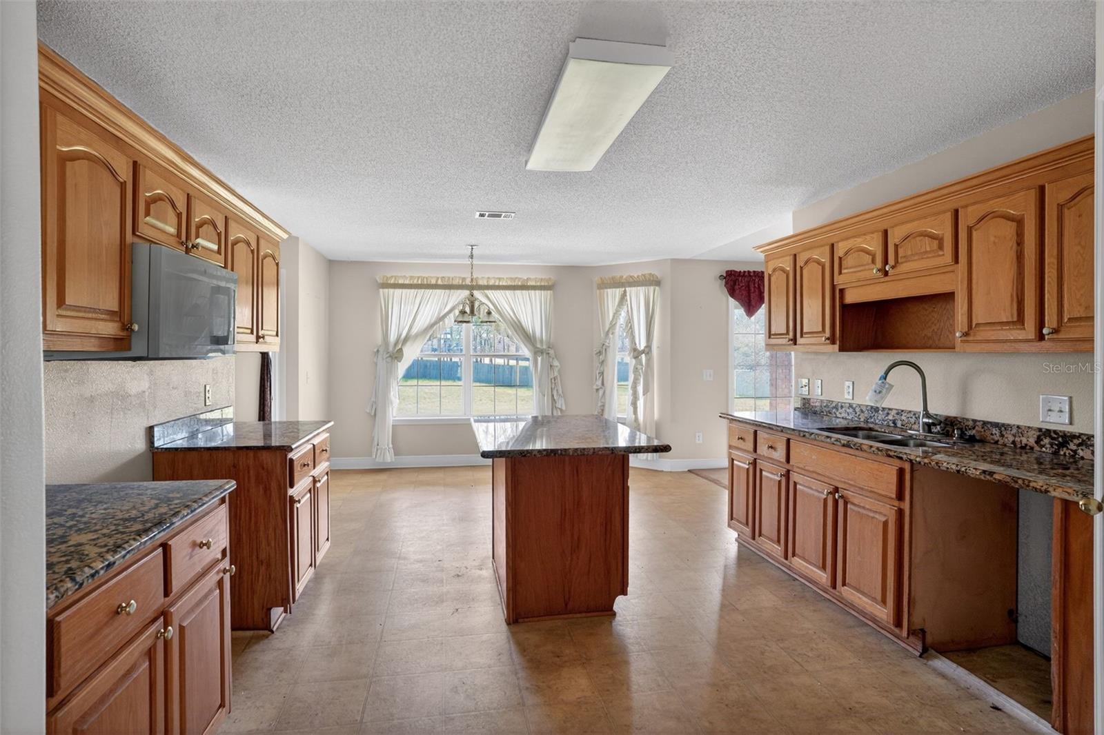 Image 2 of 30 For 953 Chesapeake Trail