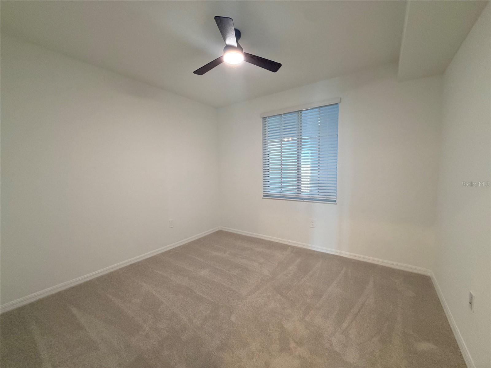 Image 11 of 41 For 17560 Opal Sand Drive 204