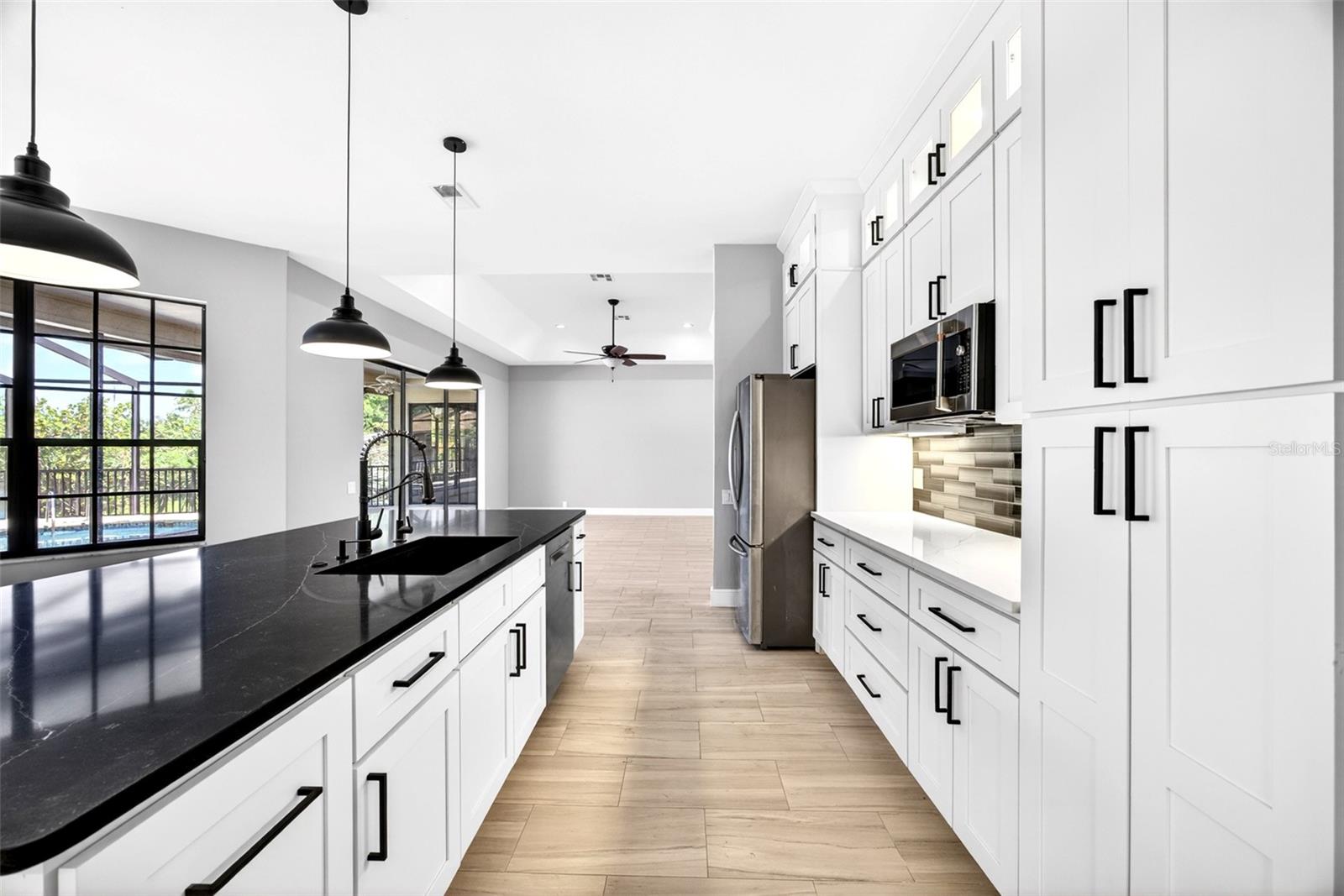 Image 13 of 46 For 7214 Hendry Creek Drive