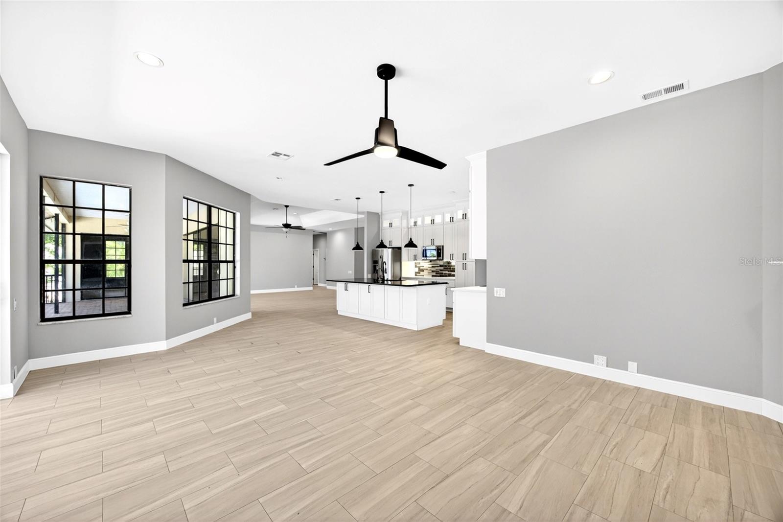 Image 17 of 46 For 7214 Hendry Creek Drive