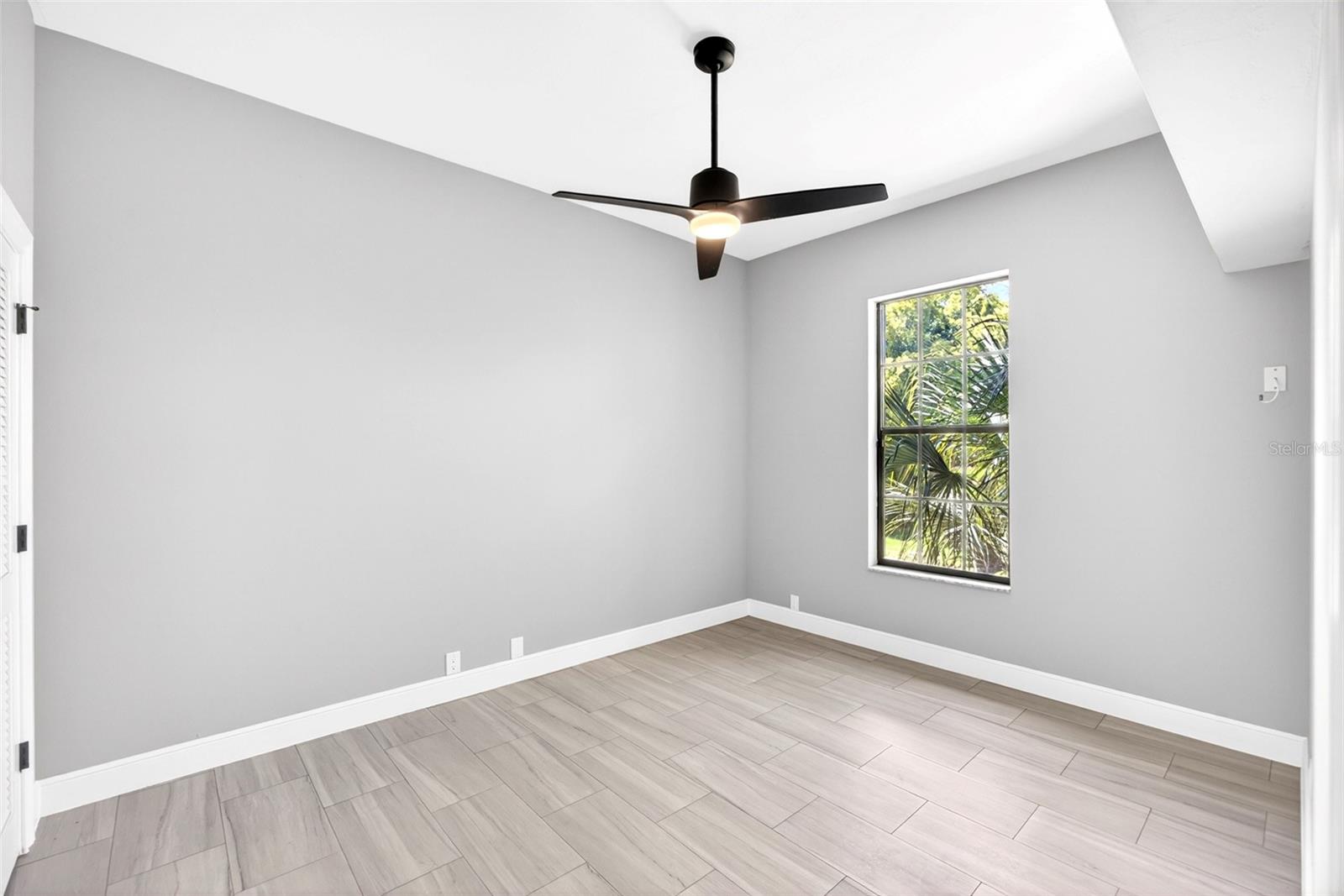 Image 31 of 46 For 7214 Hendry Creek Drive