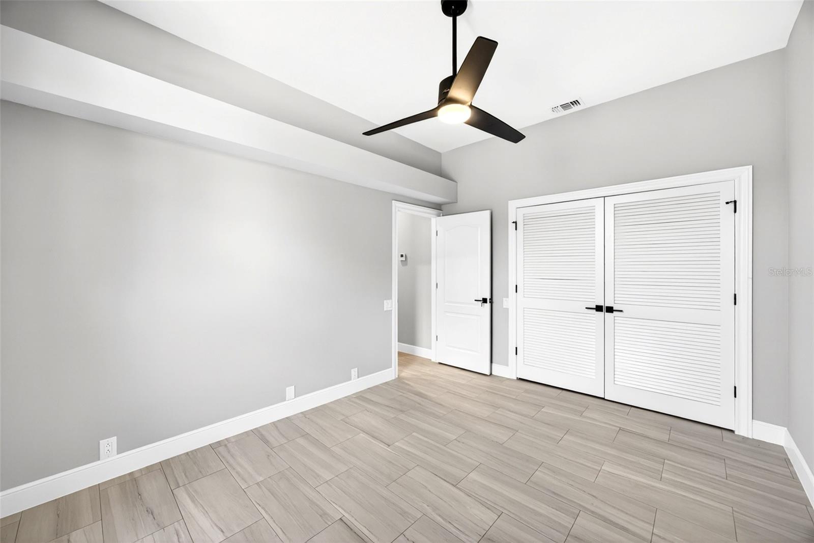 Image 32 of 46 For 7214 Hendry Creek Drive