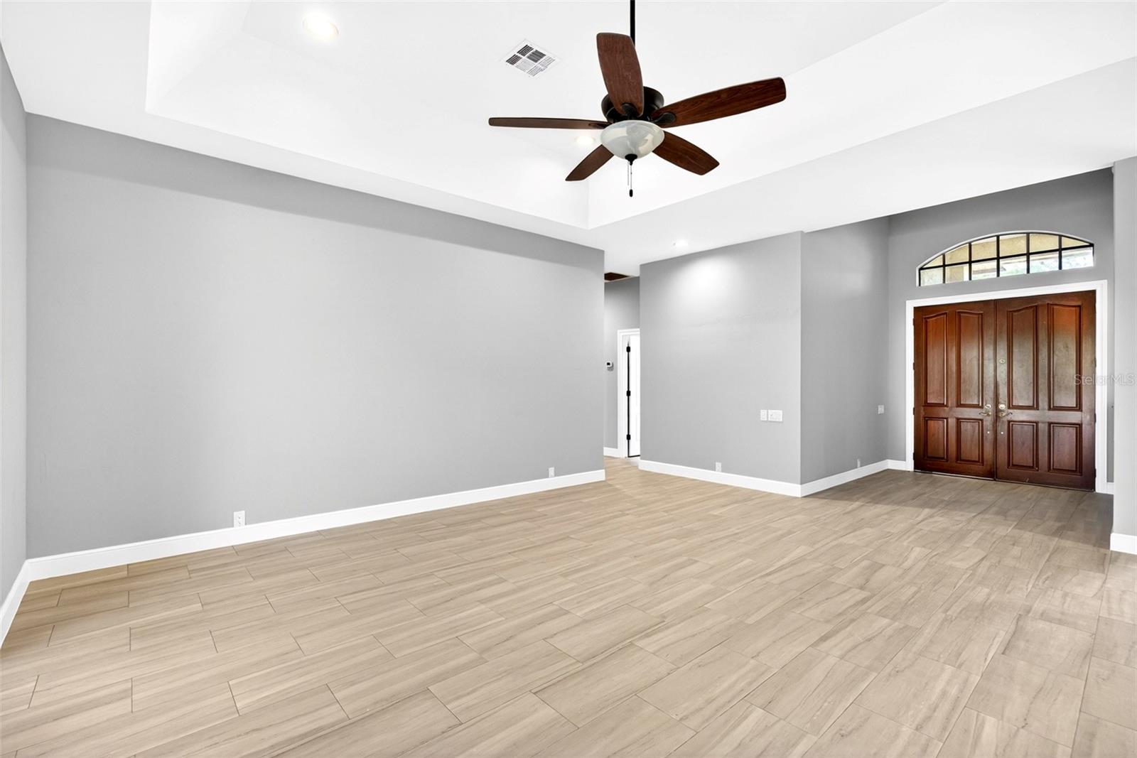 Image 6 of 46 For 7214 Hendry Creek Drive