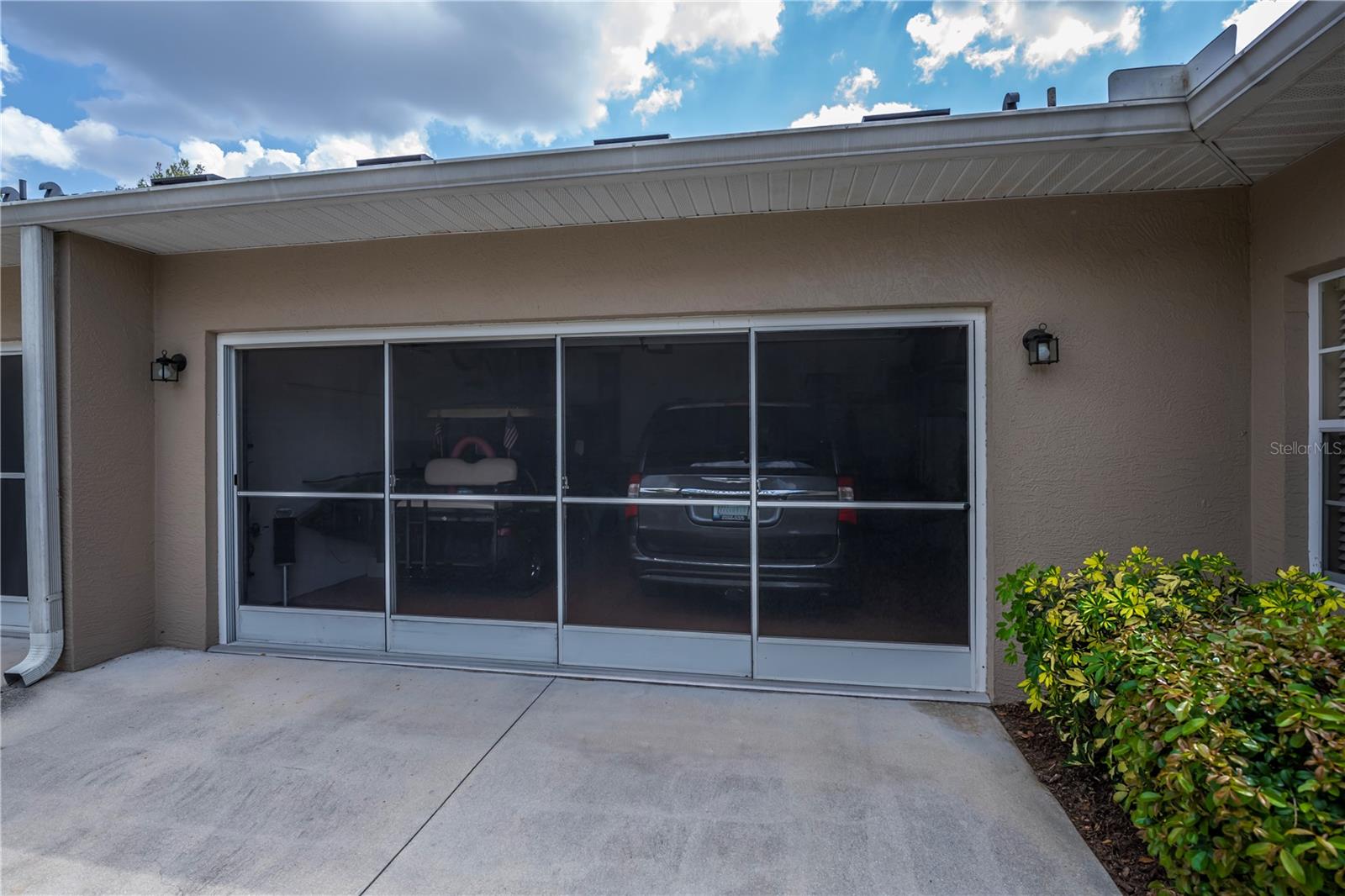 Image 12 of 87 For 1353 Red Oak Lane