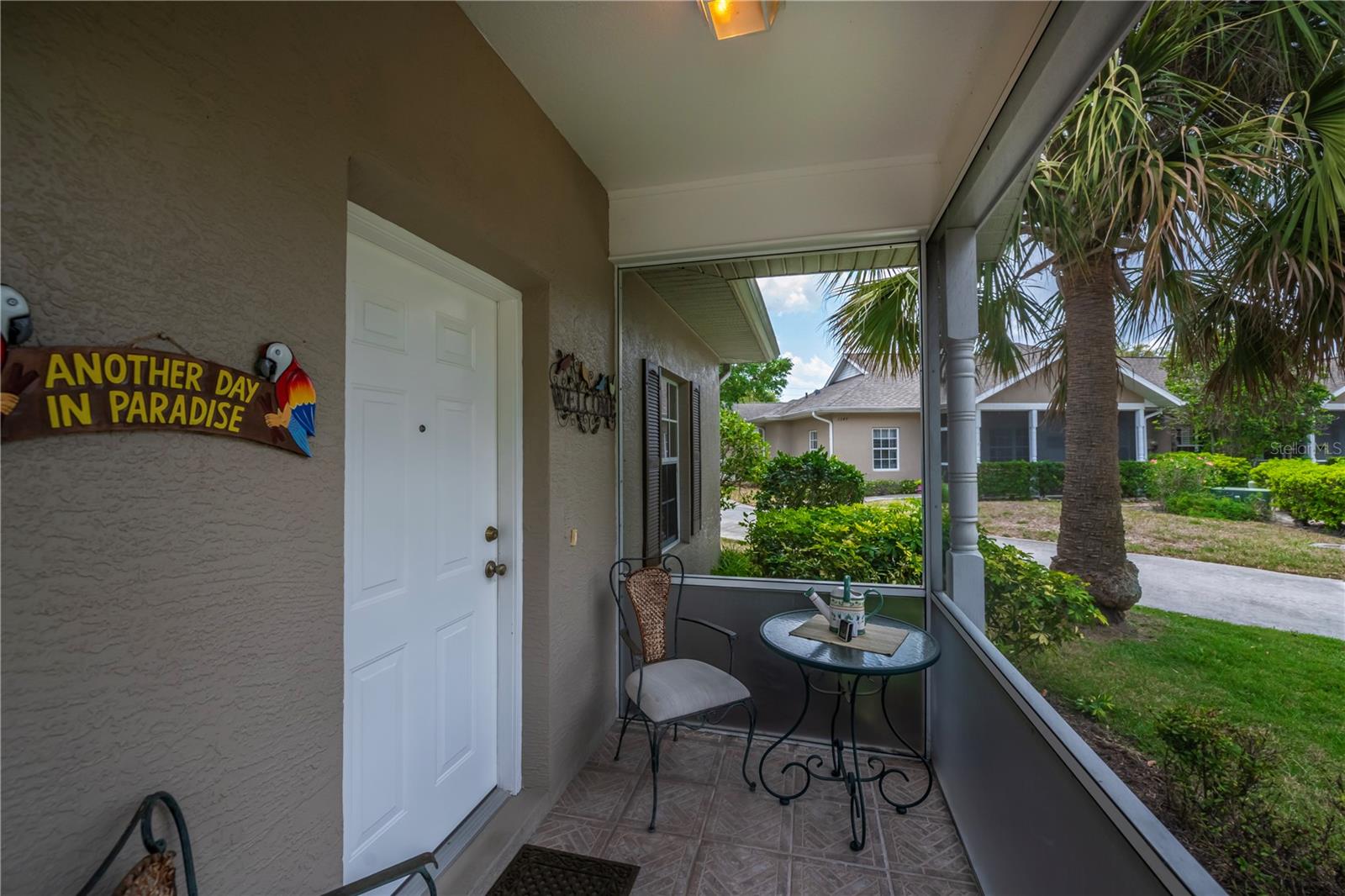 Image 14 of 87 For 1353 Red Oak Lane