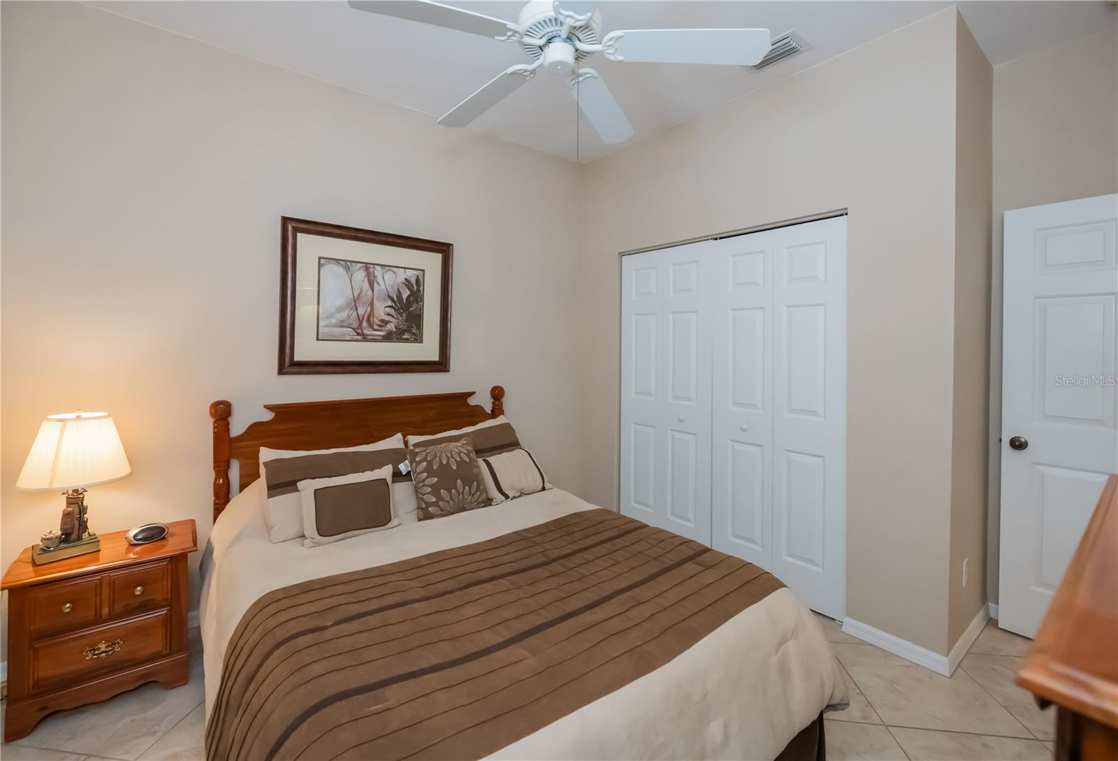 Image 55 of 87 For 1353 Red Oak Lane