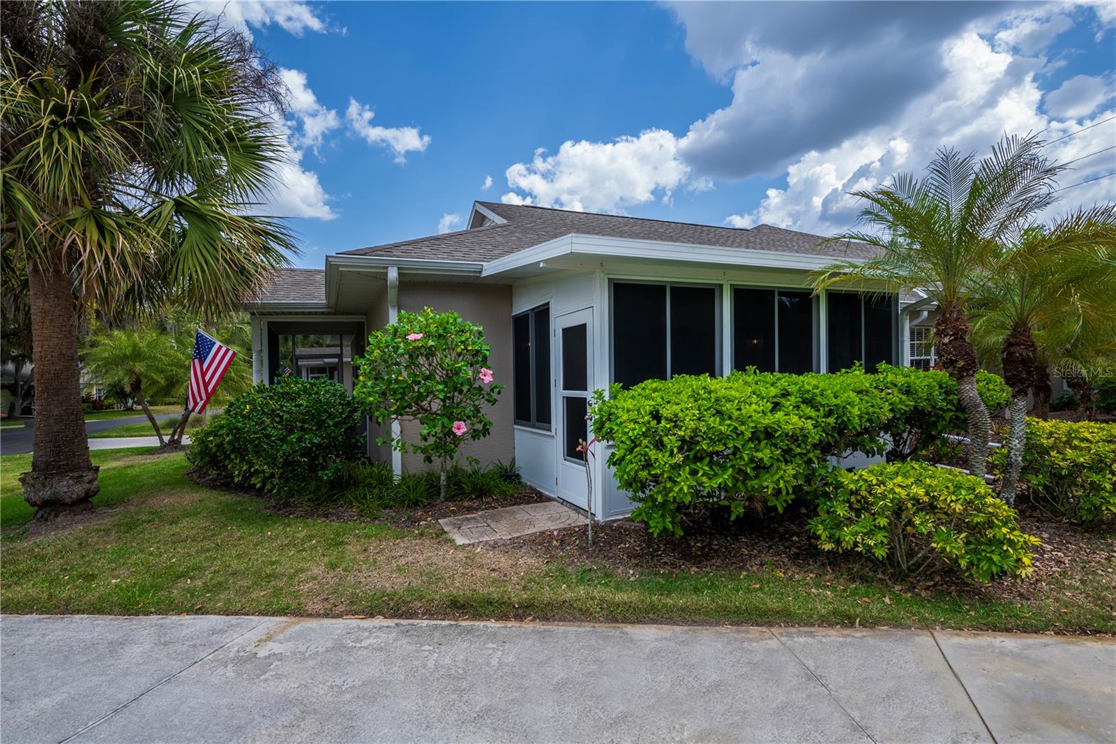 Image 64 of 87 For 1353 Red Oak Lane