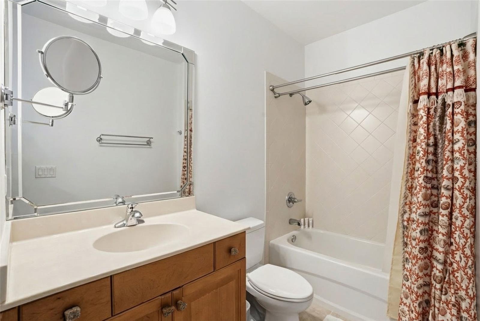 Image 24 of 51 For 10733 Mirasol Drive 607