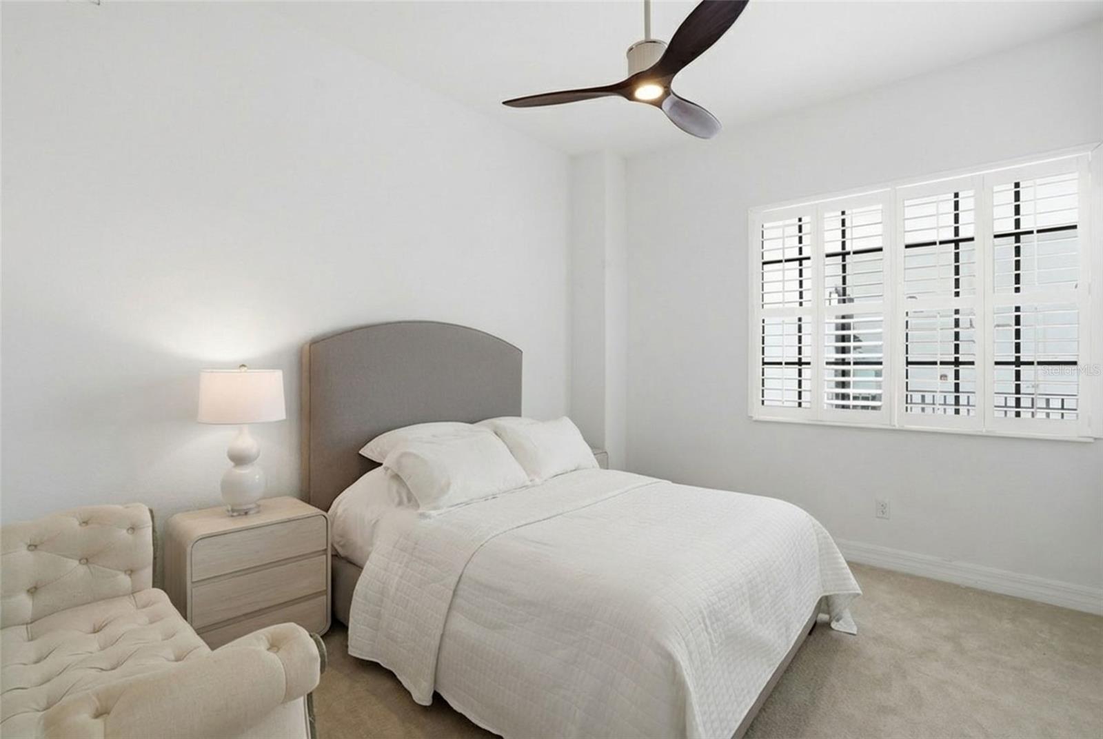 Image 28 of 51 For 10733 Mirasol Drive 607