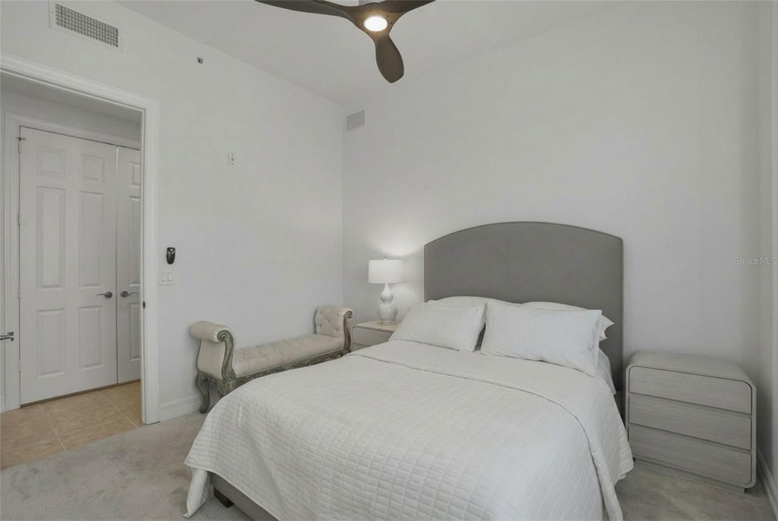 Image 29 of 51 For 10733 Mirasol Drive 607