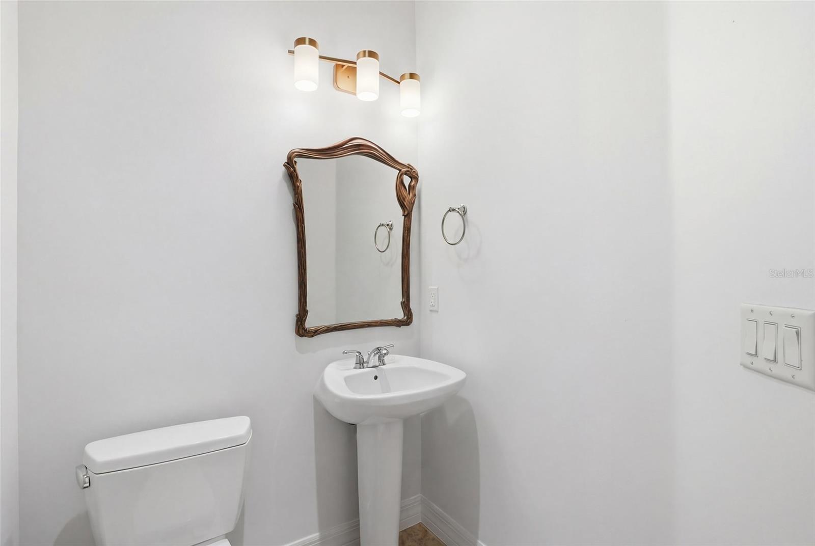 Image 31 of 51 For 10733 Mirasol Drive 607