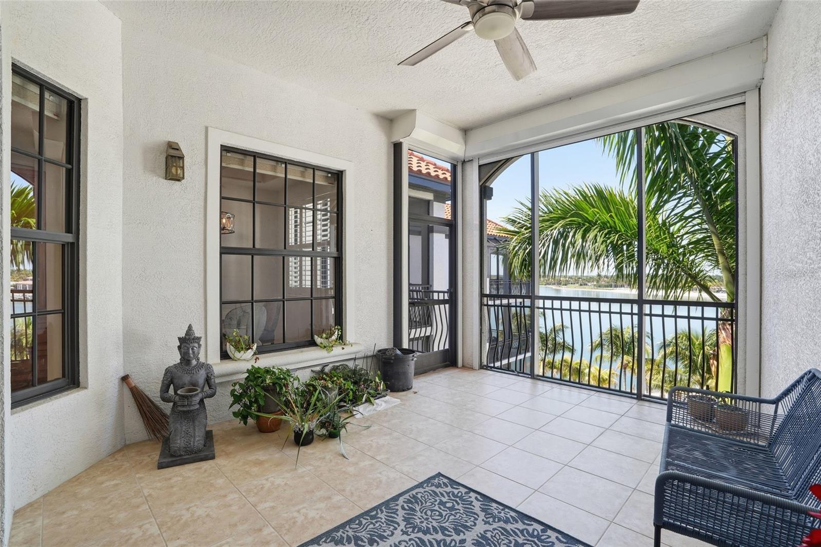 Image 35 of 51 For 10733 Mirasol Drive 607