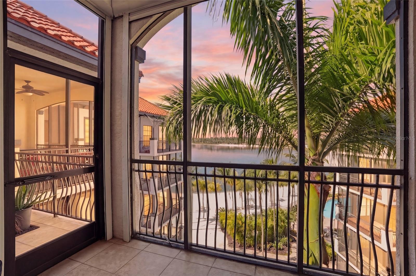 Image 37 of 51 For 10733 Mirasol Drive 607