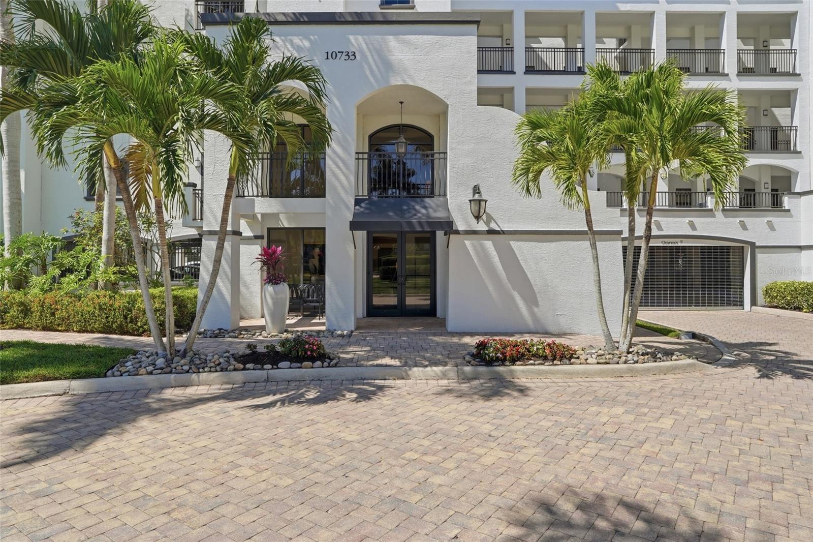 Image 38 of 51 For 10733 Mirasol Drive 607